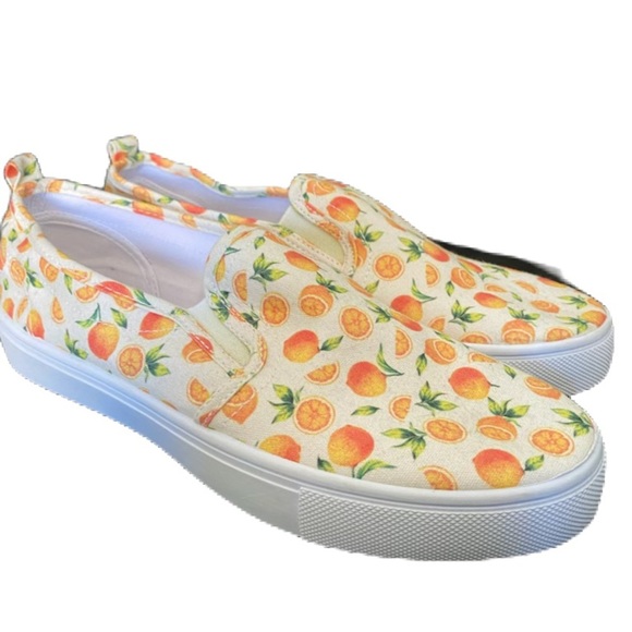 ASOS women’s dotty slip on canvas sneakers spring summer casual cheap white sz 9 - Picture 2 of 4